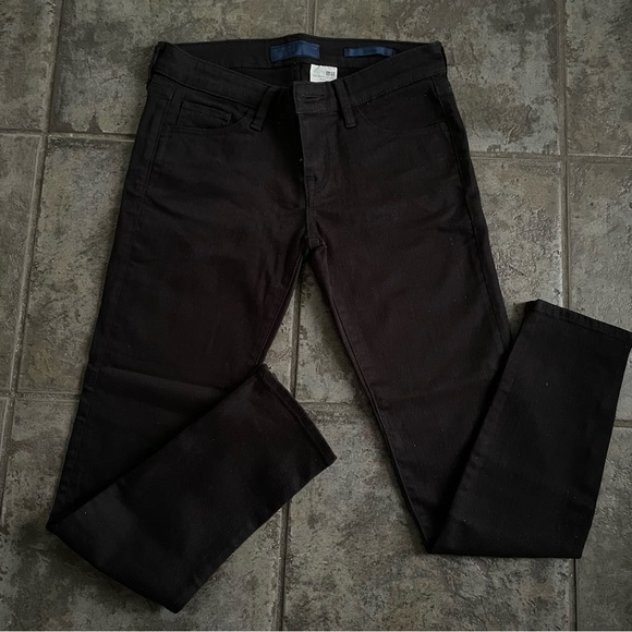 Uniqlo Women’s Black Jeans . Size 26 inch . New . Stylish - Picture 3 of 5